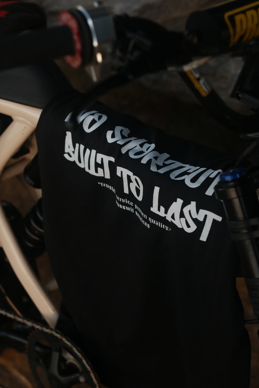Rosswil Tee V1